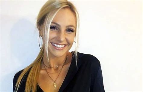 Here is Jamal Murray’s, Denver Nuggets’ star’s girlfriend, Harper Hempel nude who made headlines recently with their leaked blowjob sex tape porn video. Harper Hempel is a graduate from the University of Kentucky. She is a model and a sportswoman. Hempel also joined the Kentucky Women’s Volleyball team. Jamal Murray has been in a relationship […]